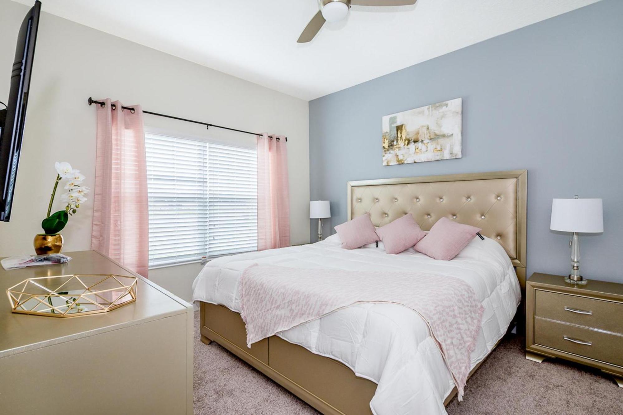 4929gc Townhouse 4 Bedrooms & 3 Bathrooms + Pool