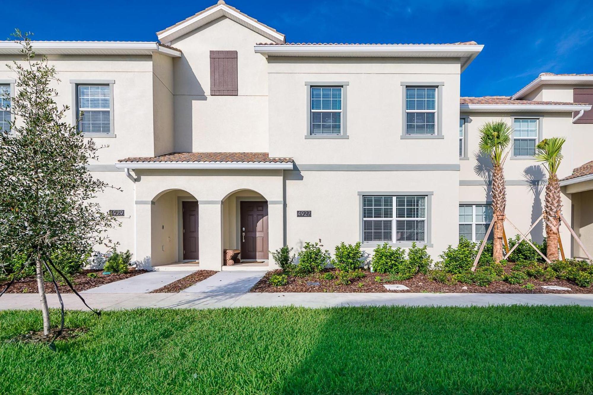 4929gc Townhouse 4 Bedrooms & 3 Bathrooms + Pool Holiday home *